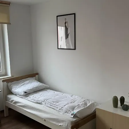 Monteur Budget-ferienhaus In Hof, Stadtnaehe