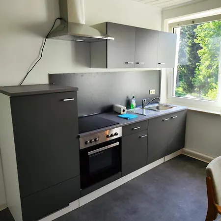 Monteur Budget-ferienhaus In Hof, Stadtnaehe *