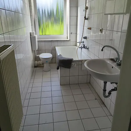 Monteur Budget-ferienhaus In Hof, Stadtnaehe