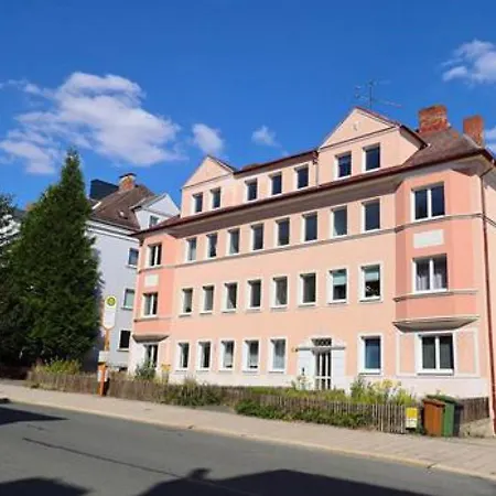 Apartment Monteur Budget-ferienhaus In Hof, Stadtnaehe Hof (Bavaria)
